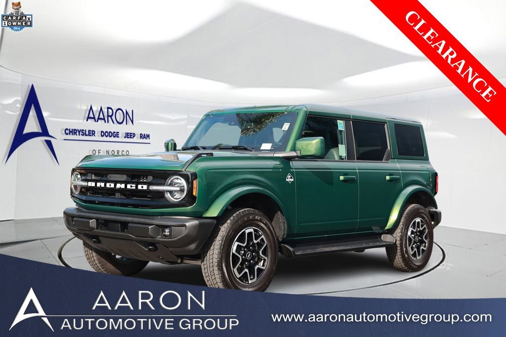 Used 2025 Ford Bronco Outer Banks AWD/4WD image 1
