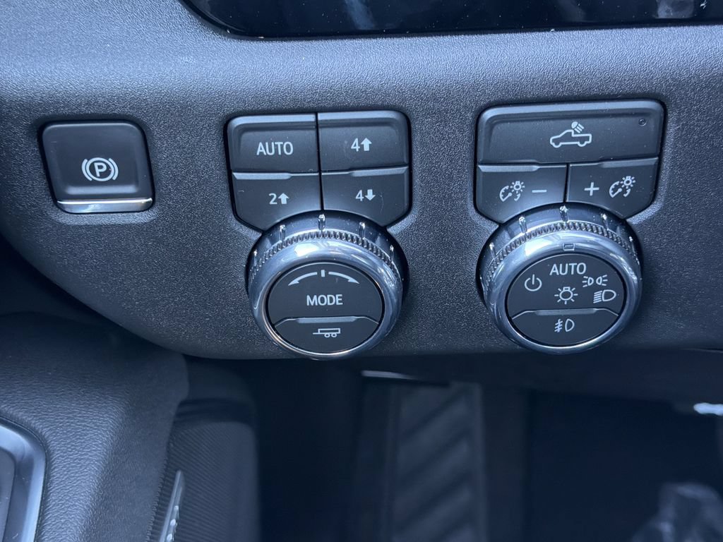 New 2026 GMC Sierra 1500 Elevation w/ Preferred Package AWD/4WD image 11