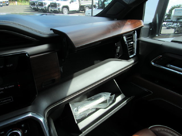 Certified 2024 GMC Sierra 2500 Denali Ultimate AWD/4WD image 31