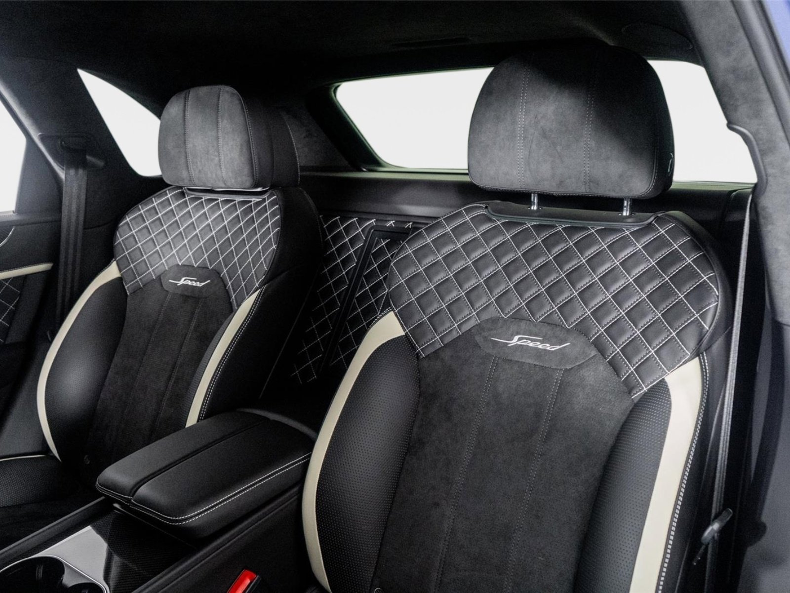 Used 2022 Bentley Bentayga Speed image 33