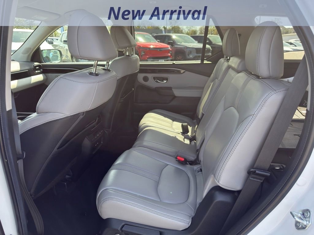 Used 2024 Honda Pilot EX-L image 7