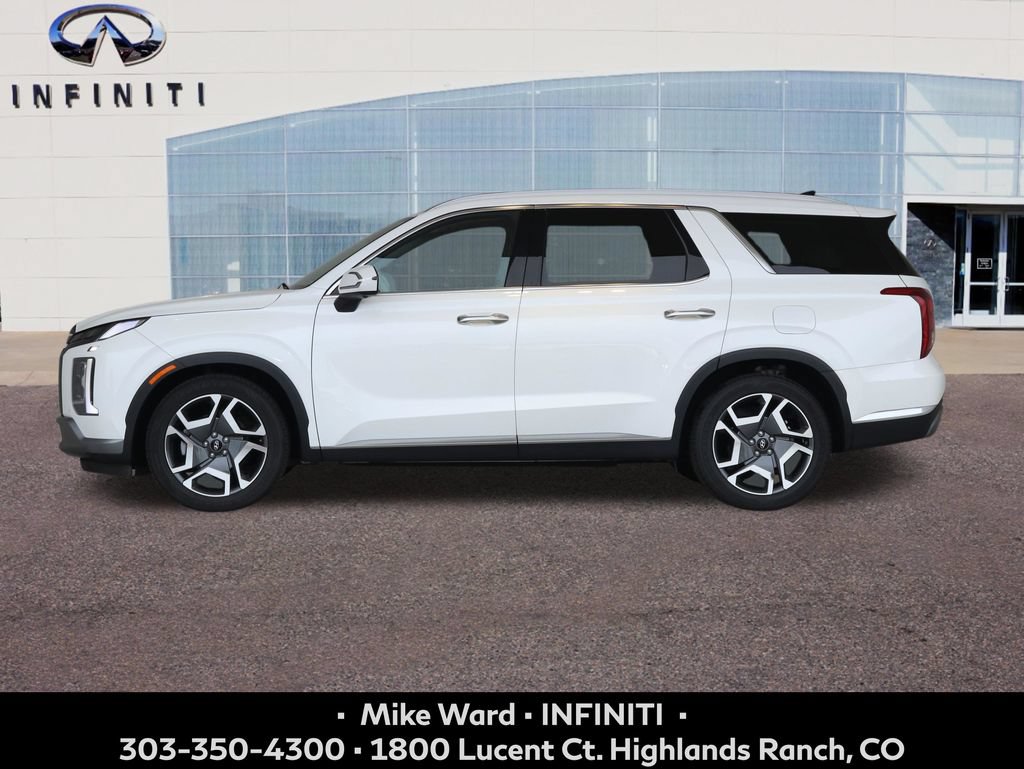Used 2024 Hyundai Palisade Limited AWD/4WD image 2