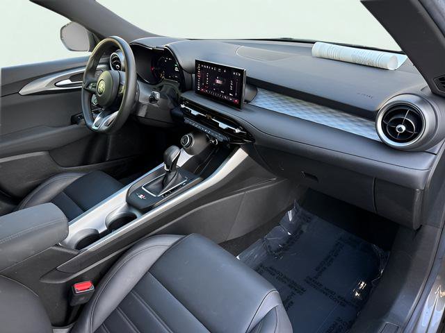 Used 2024 Alfa Romeo Tonale Ti image 25