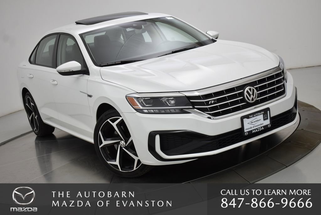 Used 2020 Volkswagen Passat 2.0T R-Line image 2