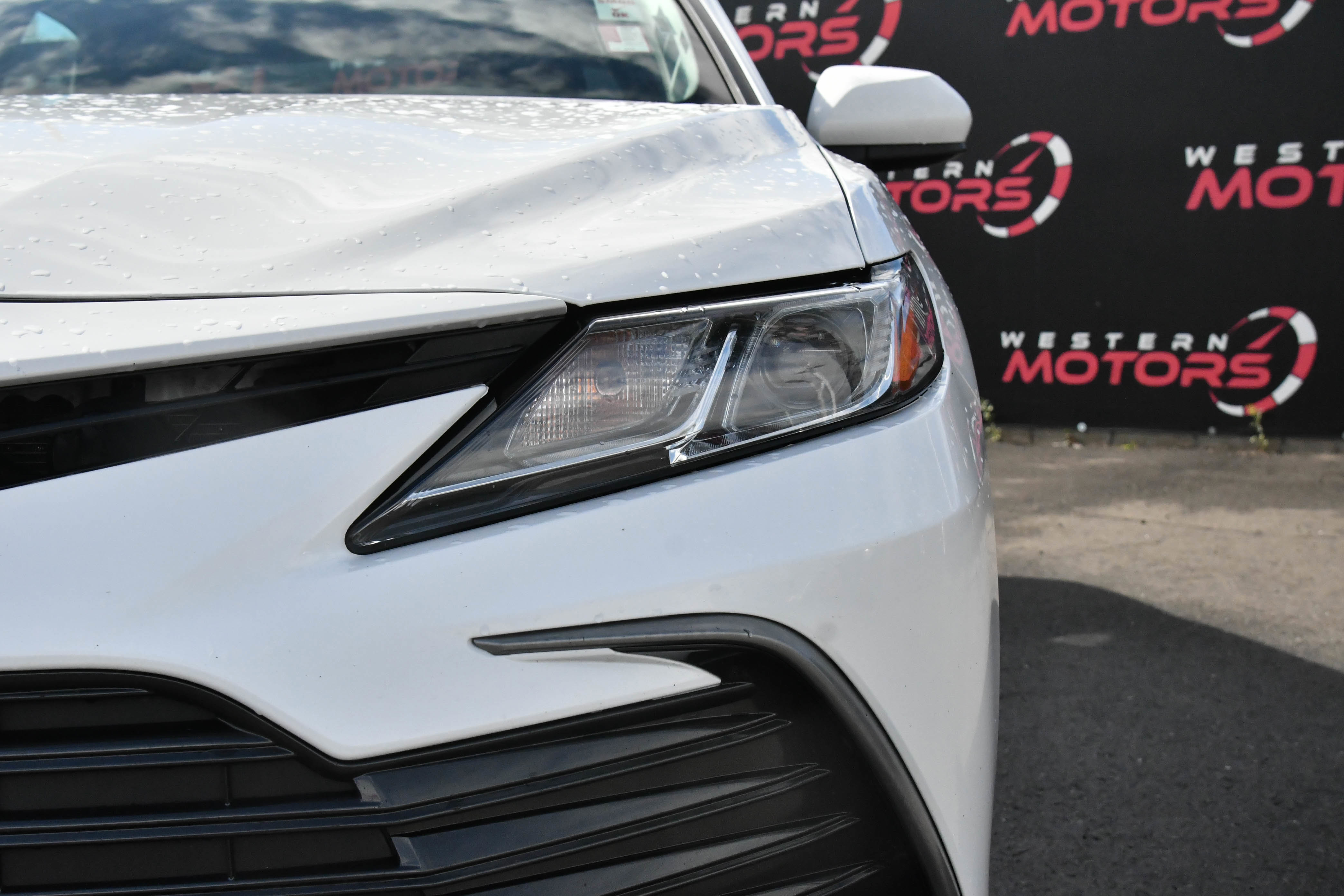 Used 2024 Toyota Camry LE image 11