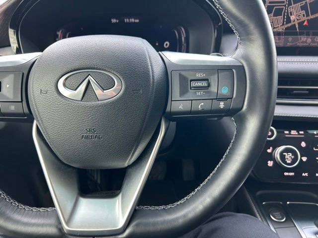 Used 2023 INFINITI QX60 Sensory w/ Vision Package AWD/4WD image 16
