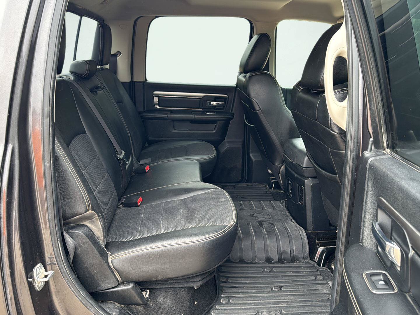 Used 2014 RAM 1500 Sport w/ Convenience Group AWD/4WD image 21