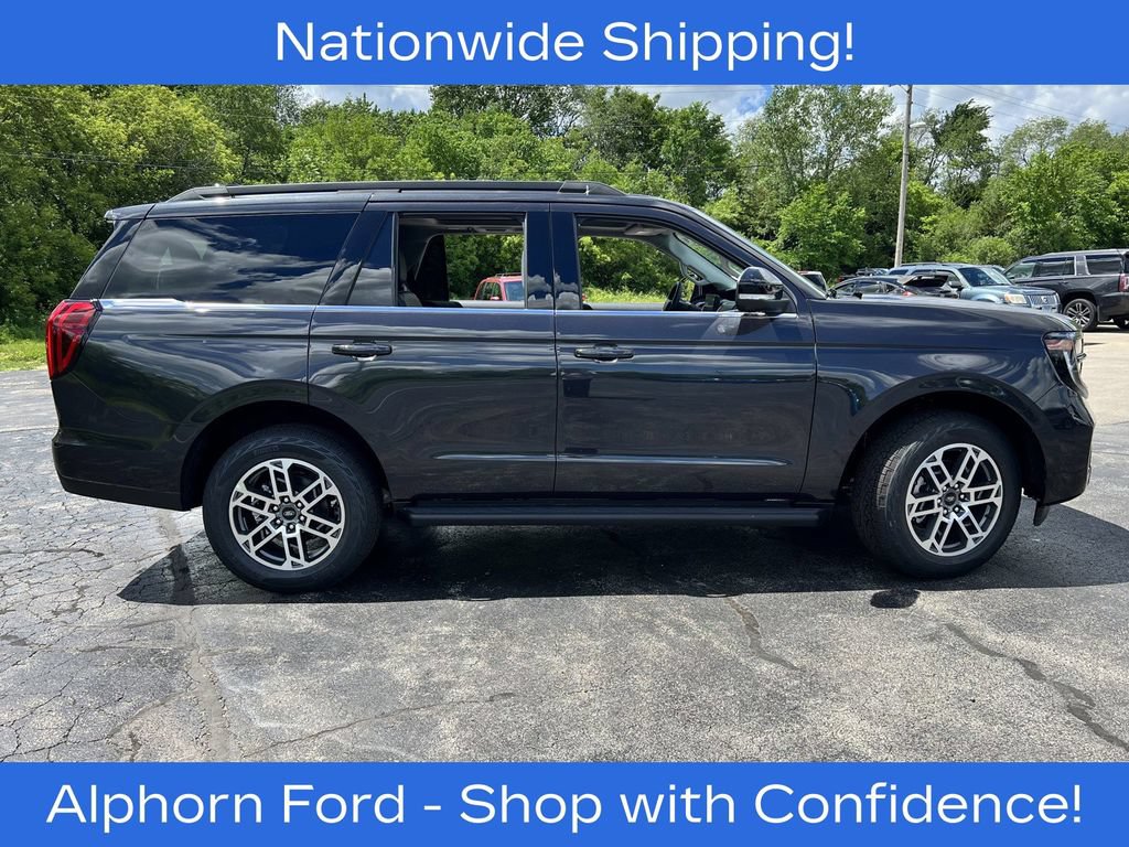 New 2026 Ford Expedition Active AWD/4WD image 2