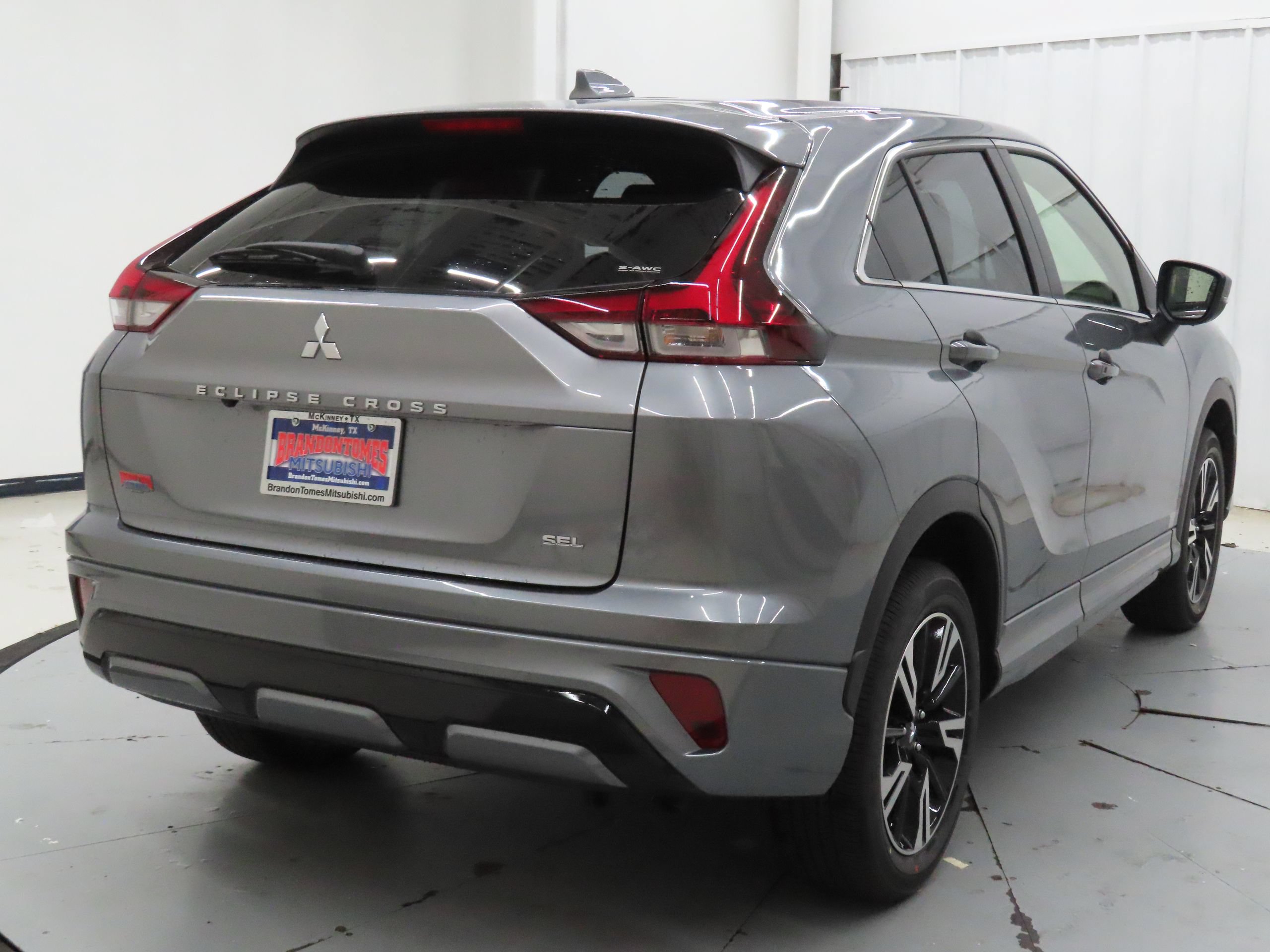 New 2026 Mitsubishi Eclipse Cross SEL AWD/4WD image 3