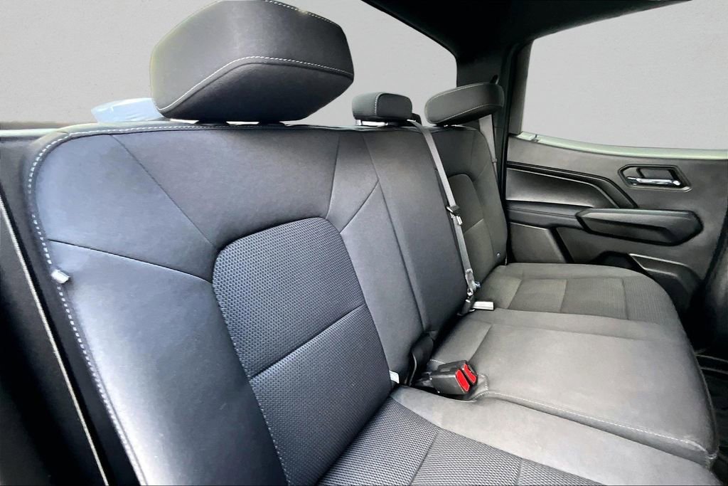 Used 2024 GMC Canyon Elevation w/ Trailering Package image 25