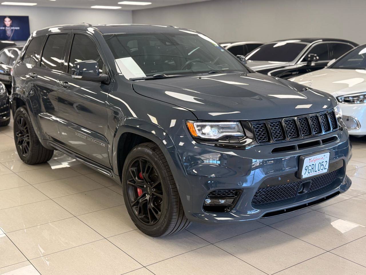 Used 2017 Jeep Grand Cherokee SRT AWD/4WD image 48