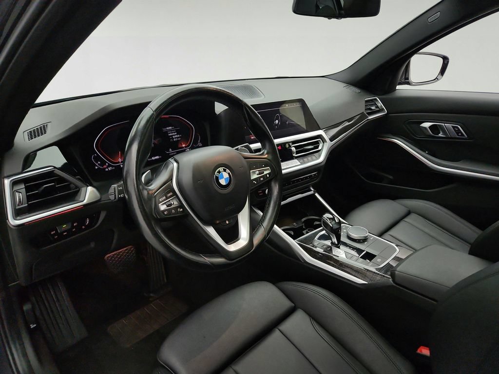 Used 2021 BMW 330i xDrive Sedan w/ Convenience Package AWD/4WD image 10