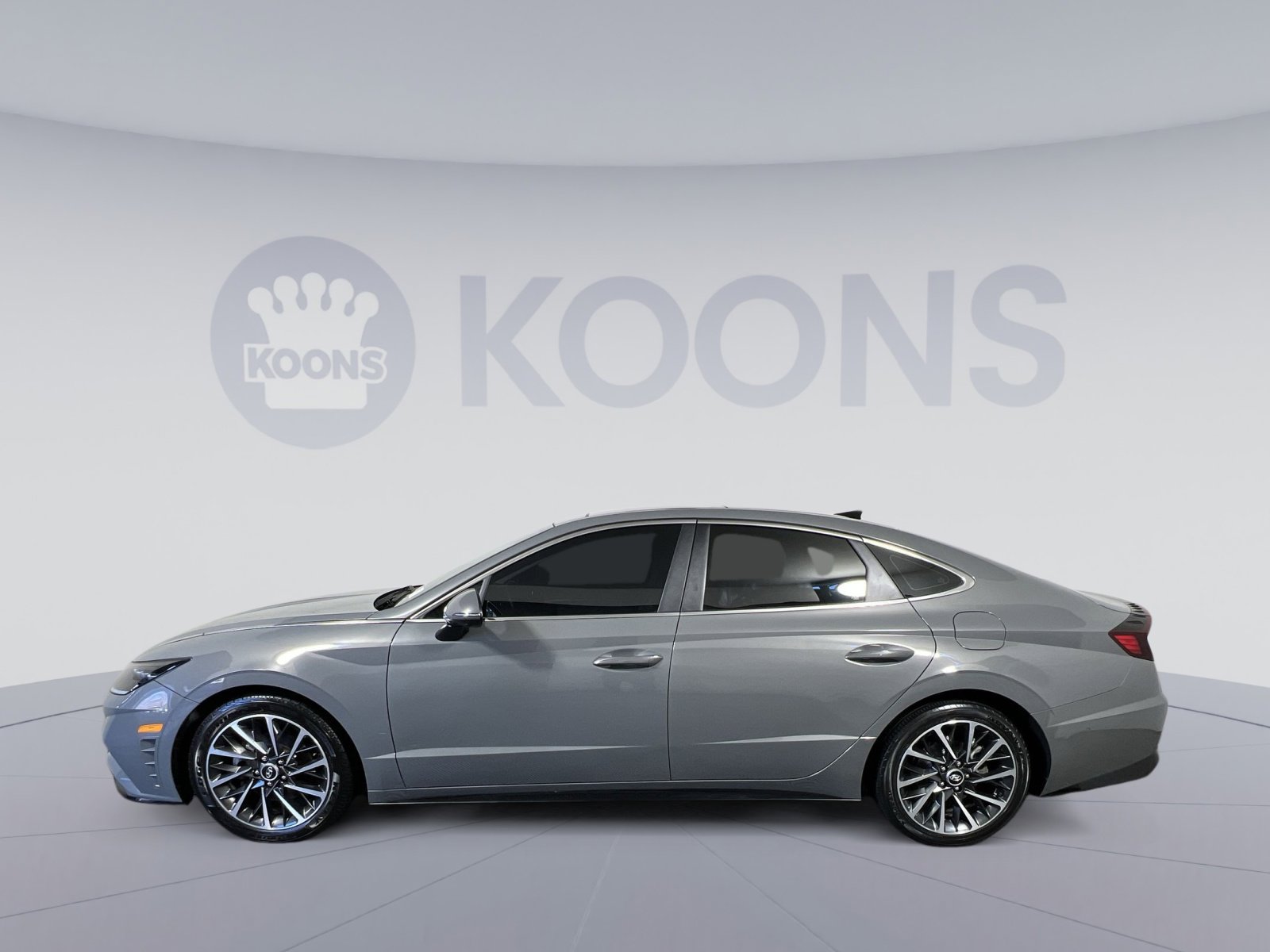 Used 2022 Hyundai Sonata Limited image 2