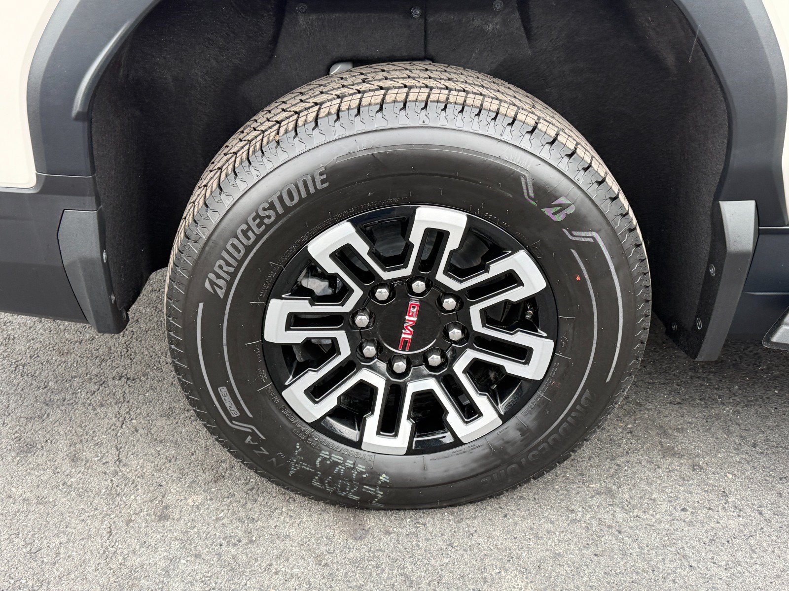 New 2026 GMC Sierra EV Elevation AWD/4WD image 11