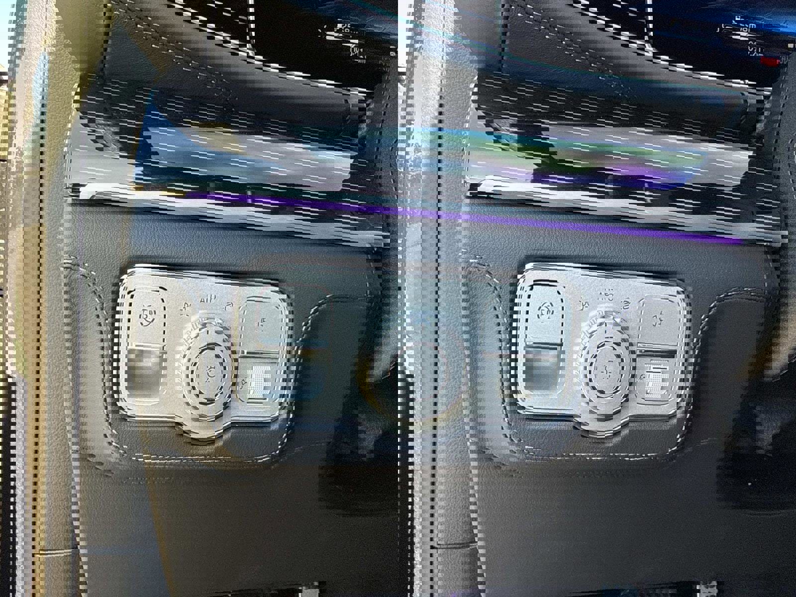 Used 2024 Mercedes-Benz GLE 53 AMG 4MATIC image 37