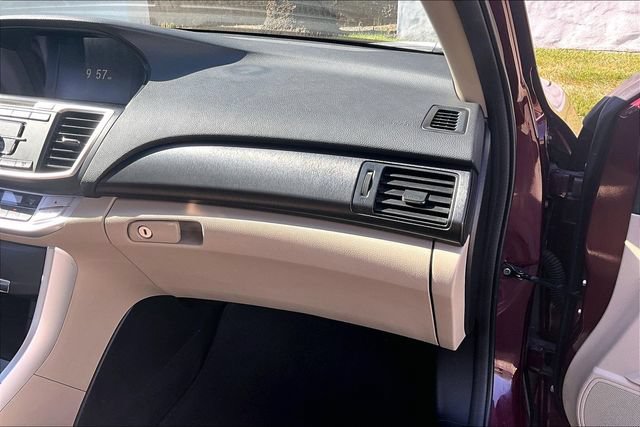 Used 2013 Honda Accord EX image 16