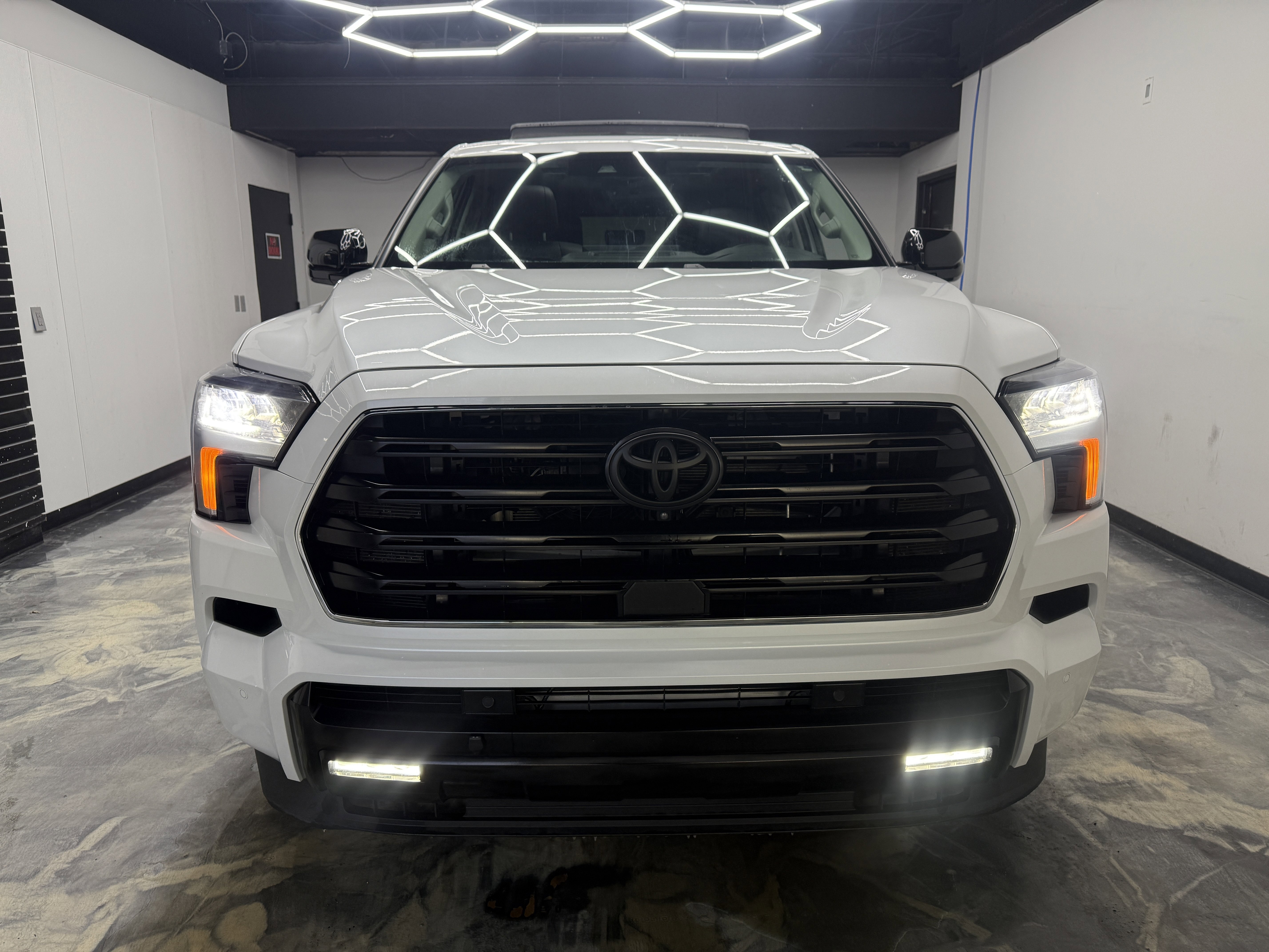 Used 2024 Toyota Sequoia Limited image 7
