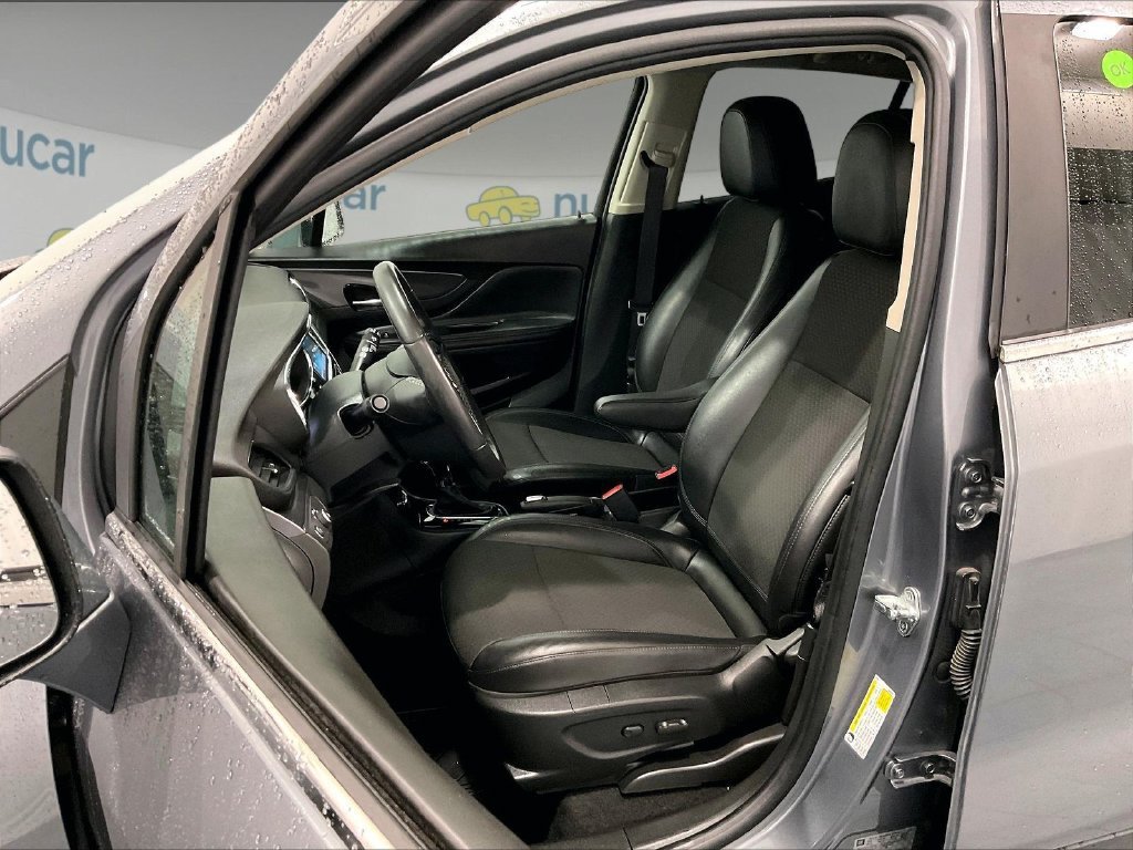 Used 2020 Buick Encore Preferred w/ Safety Package AWD/4WD image 10