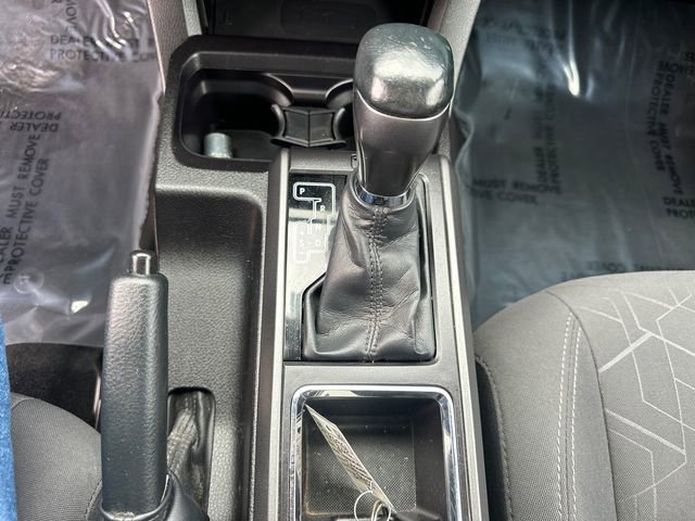 Used 2016 Toyota Tacoma TRD Off-Road w/ Premium & Technology Package image 38