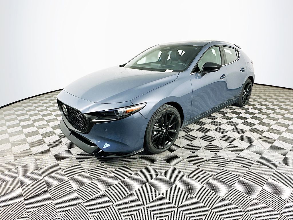 New 2026 MAZDA MAZDA3 Hatchback w/Premium Plus Pkg image 4