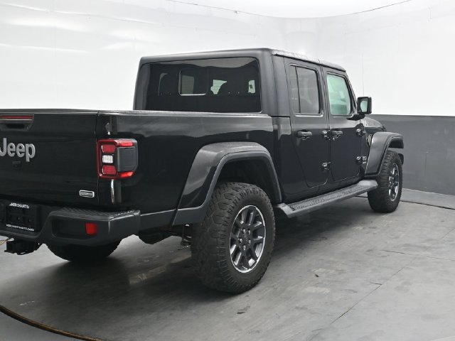 Used 2020 Jeep Gladiator Overland AWD/4WD image 7