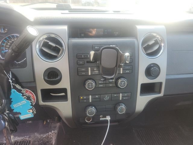 Used 2011 Ford F150 XLT w/ XLT Chrome Pkg image 15