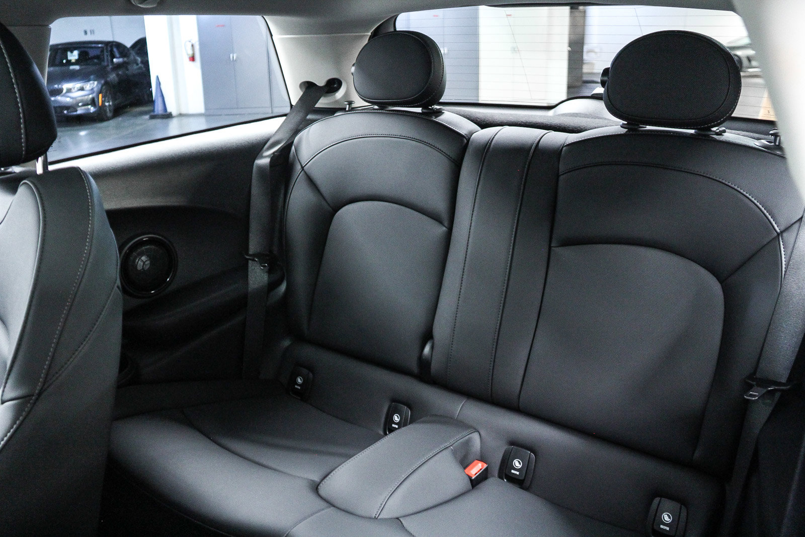 Certified 2024 MINI Cooper SE FWD image 17