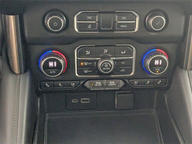 Used 2021 Chevrolet Tahoe High Country w/ Premium Package image 24