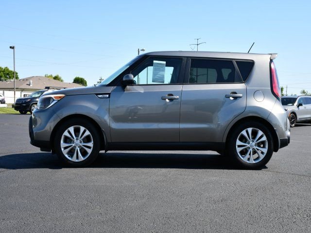 Used 2015 Kia Soul + w/ Audio Package FWD image 4