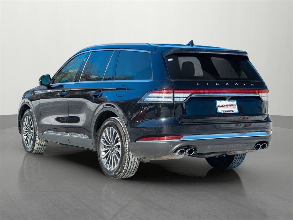 Used 2024 Lincoln Aviator Reserve AWD/4WD image 5