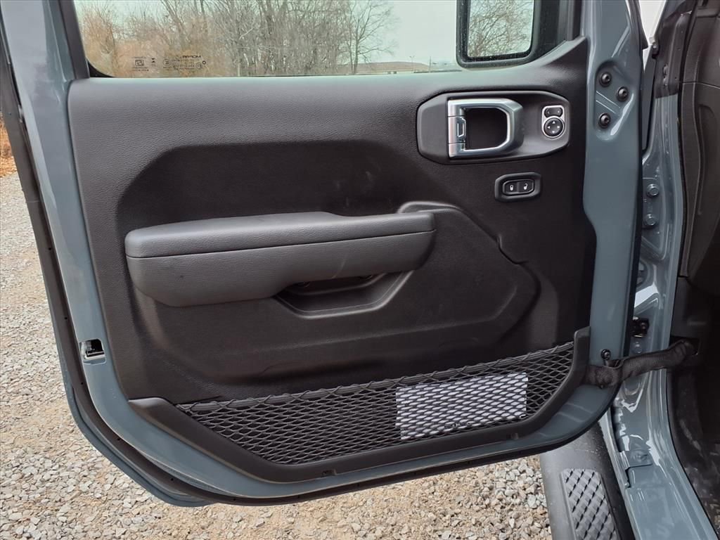 New 2026 Jeep Gladiator Sport AWD/4WD image 21