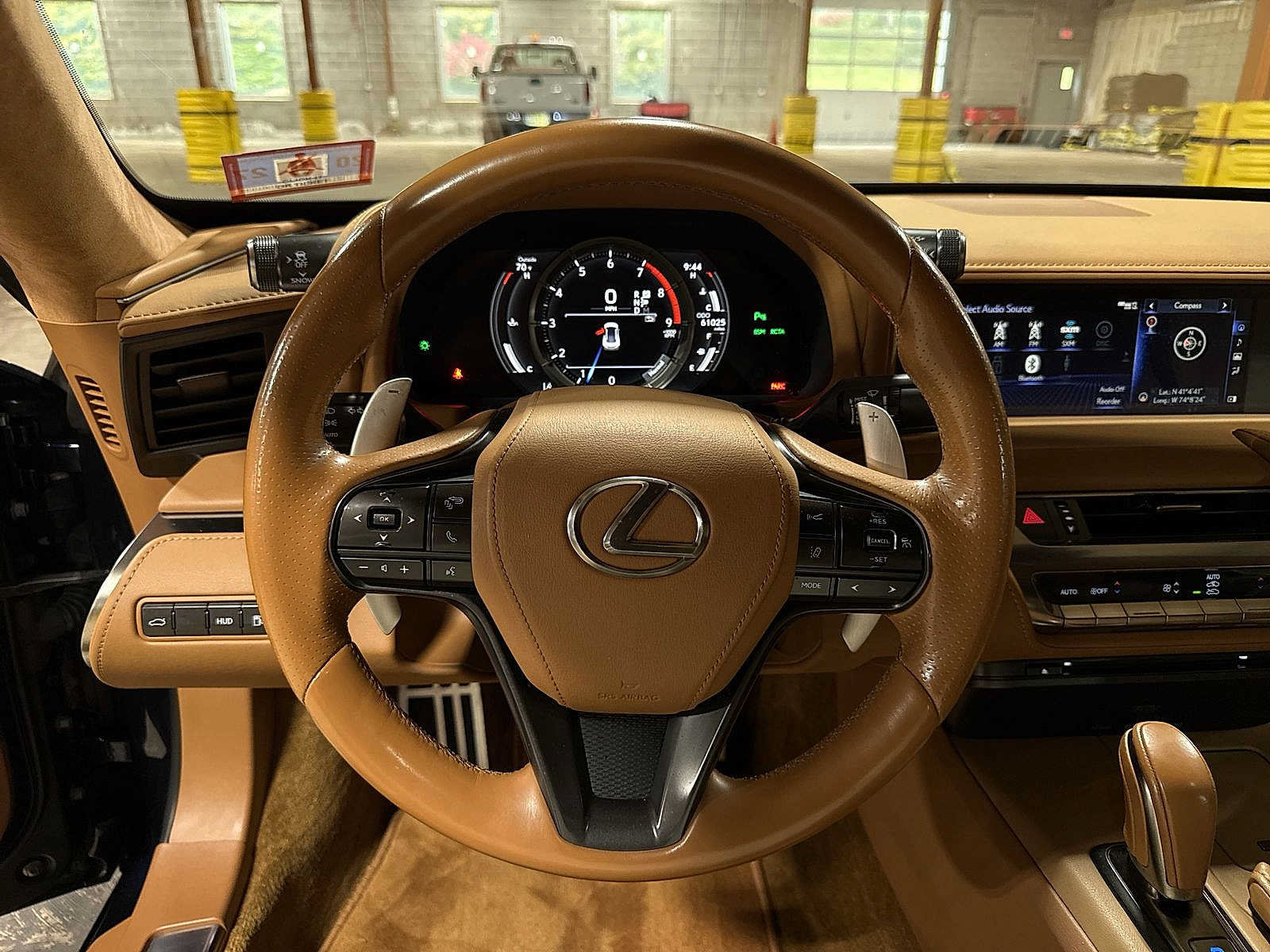 Used 2018 Lexus LC 500 Coupe w/ Touring Package RWD image 17