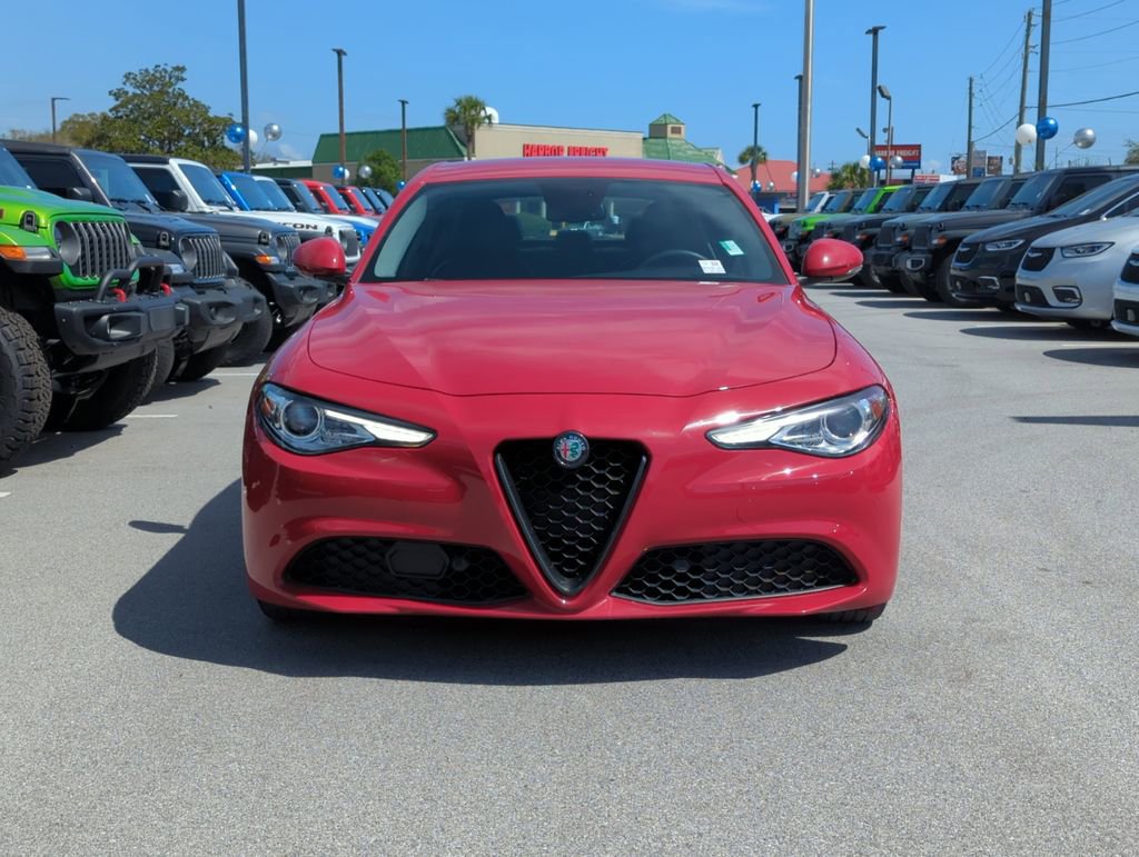 Used 2019 Alfa Romeo Giulia Ti image 10