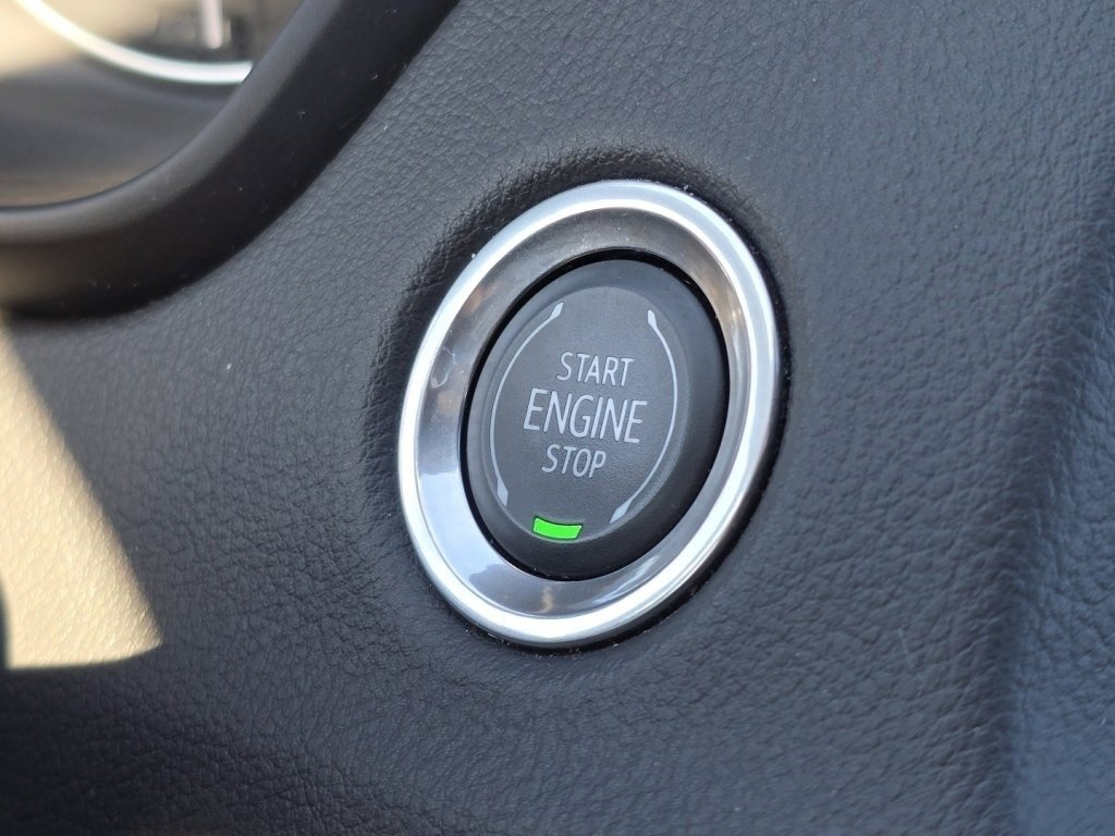 Used 2023 Cadillac XT4 Premium Luxury image 26