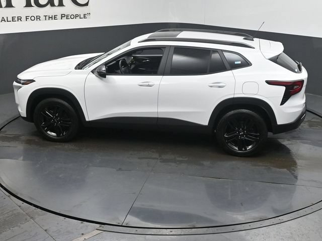 Used 2026 Chevrolet Trax ACTIV w/ Sunroof Package FWD image 44