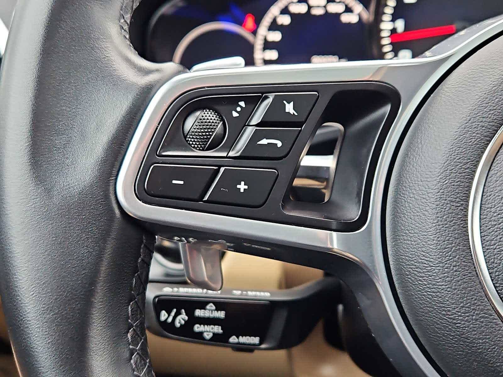Certified 2023 Porsche Cayenne Platinum Edition AWD/4WD image 20