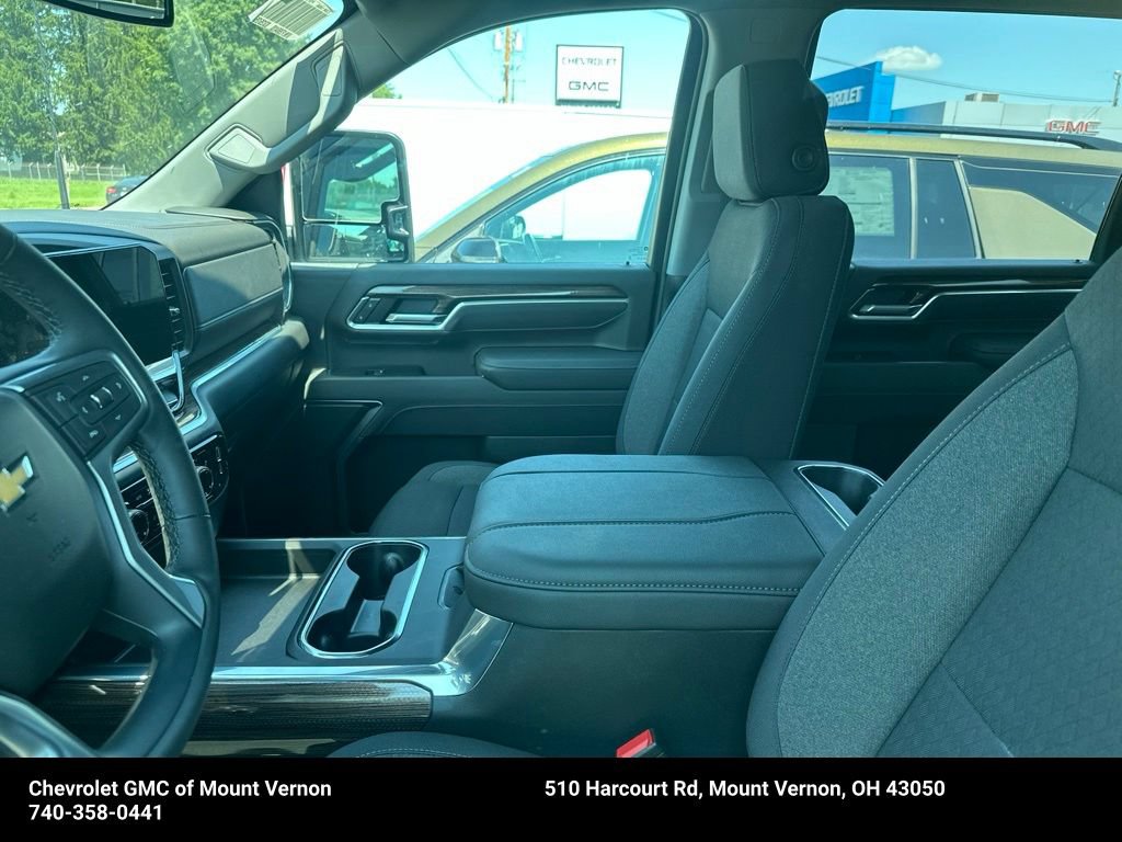 New 2026 Chevrolet Silverado 2500 LT w/ All Star Edition AWD/4WD image 10
