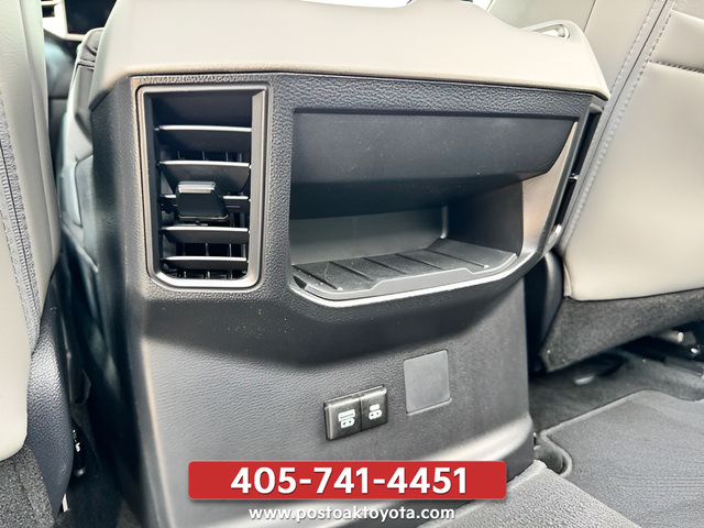 Used 2026 Toyota Tundra Limited AWD/4WD image 23