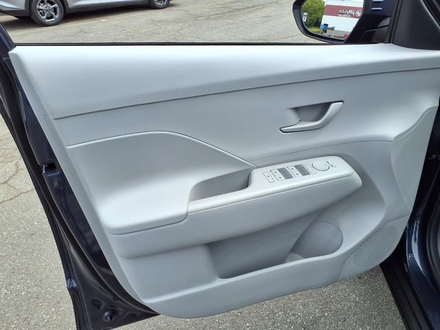 Certified 2025 Hyundai Kona SEL FWD image 13