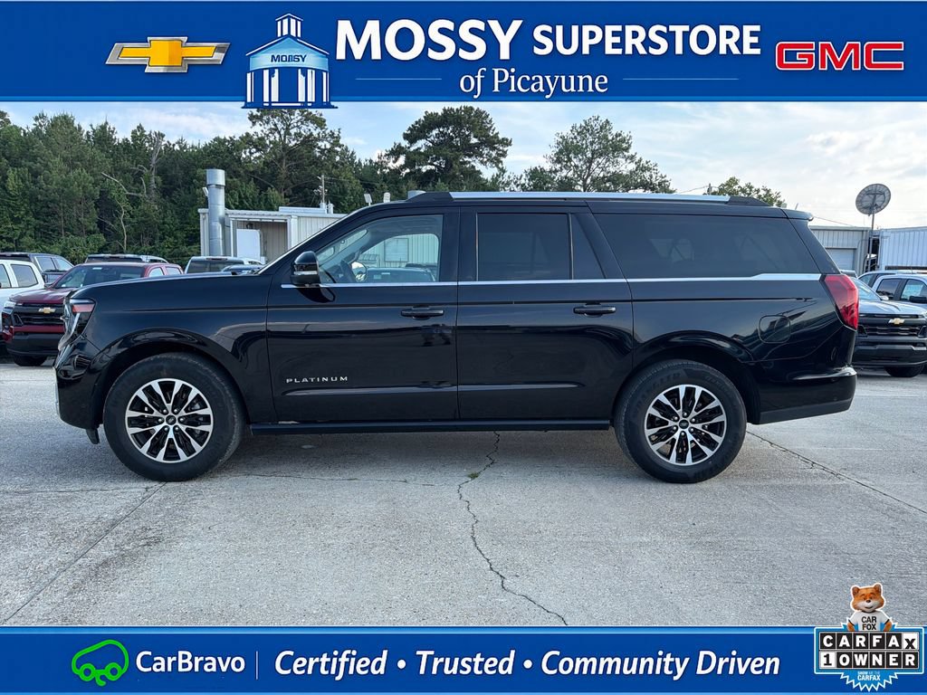 Used 2025 Ford Expedition Max Platinum AWD/4WD image 3