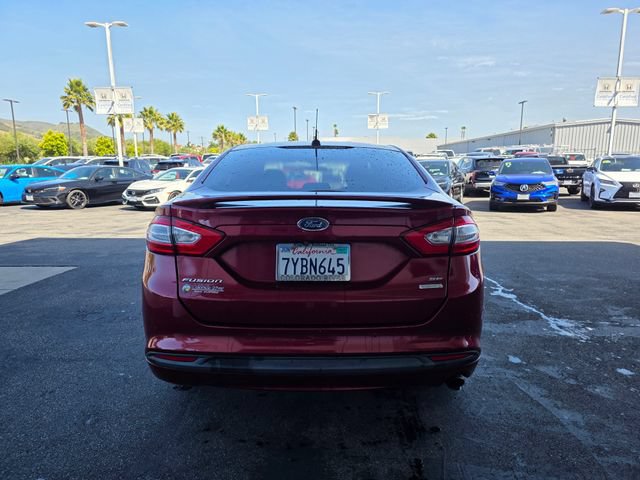 Used 2016 Ford Fusion SE FWD image 9
