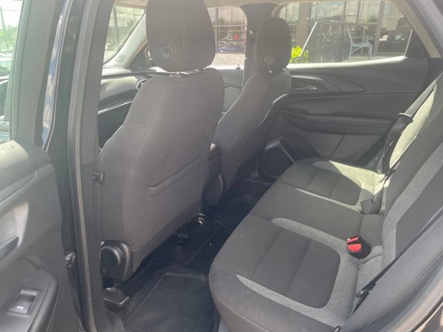 Used 2021 Chevrolet TrailBlazer LS FWD image 12