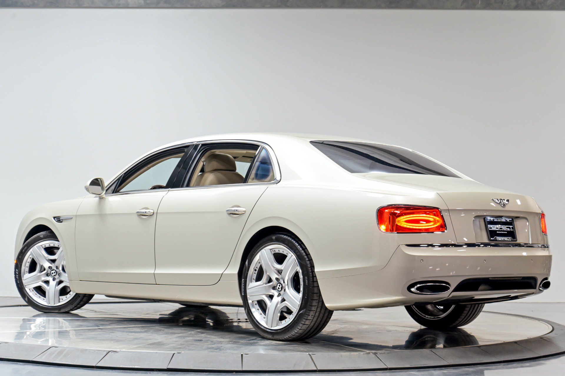 Used 2015 Bentley Flying Spur W12 AWD/4WD image 64