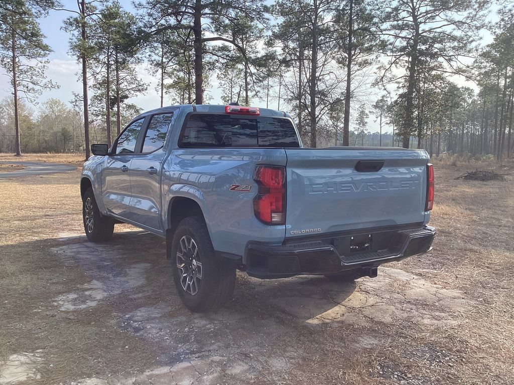 New 2025 Chevrolet Colorado Z71 w/ Technology Package AWD/4WD image 3