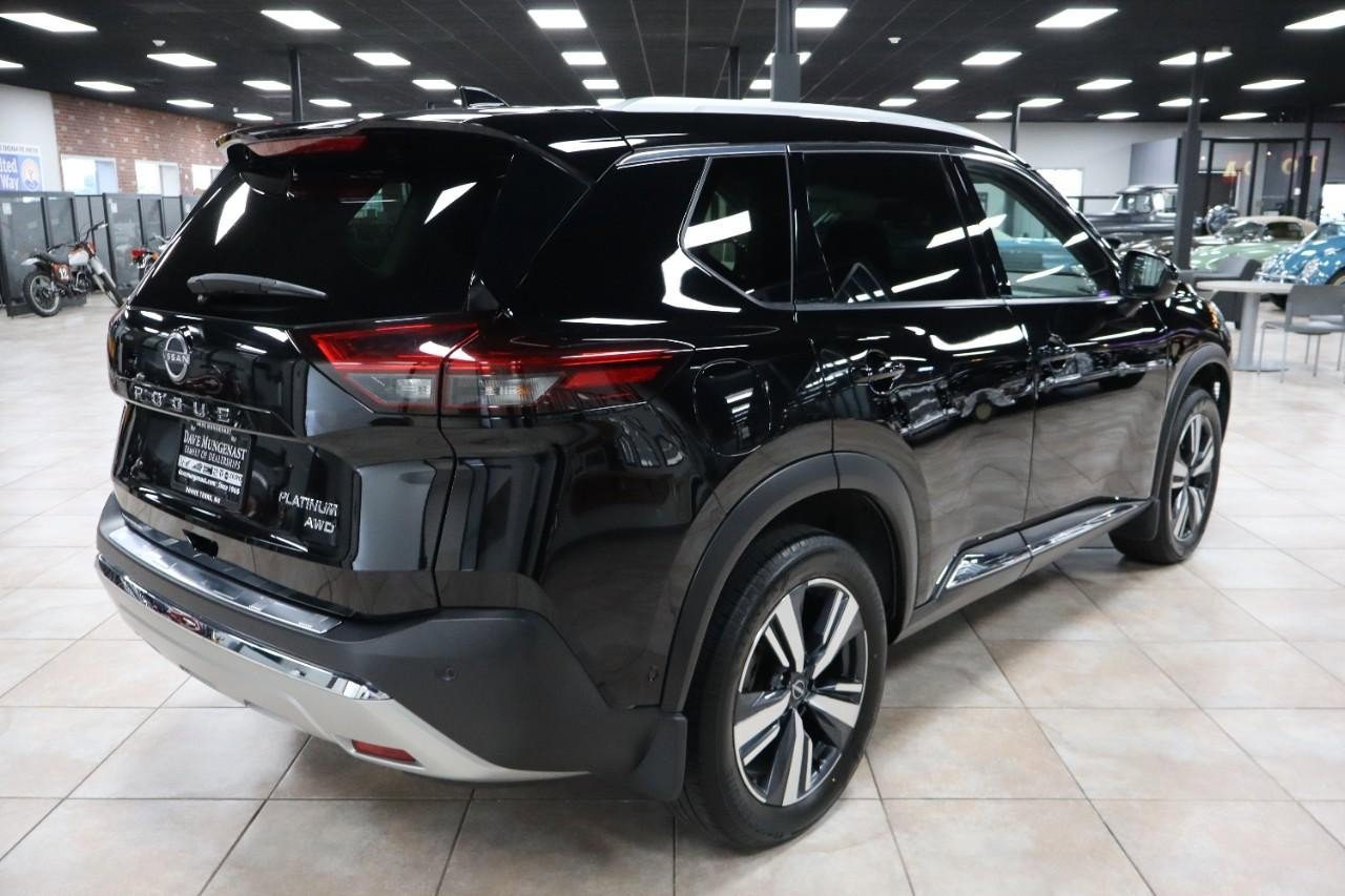 Used 2023 Nissan Rogue Platinum w/ Platinum Premium Package image 5