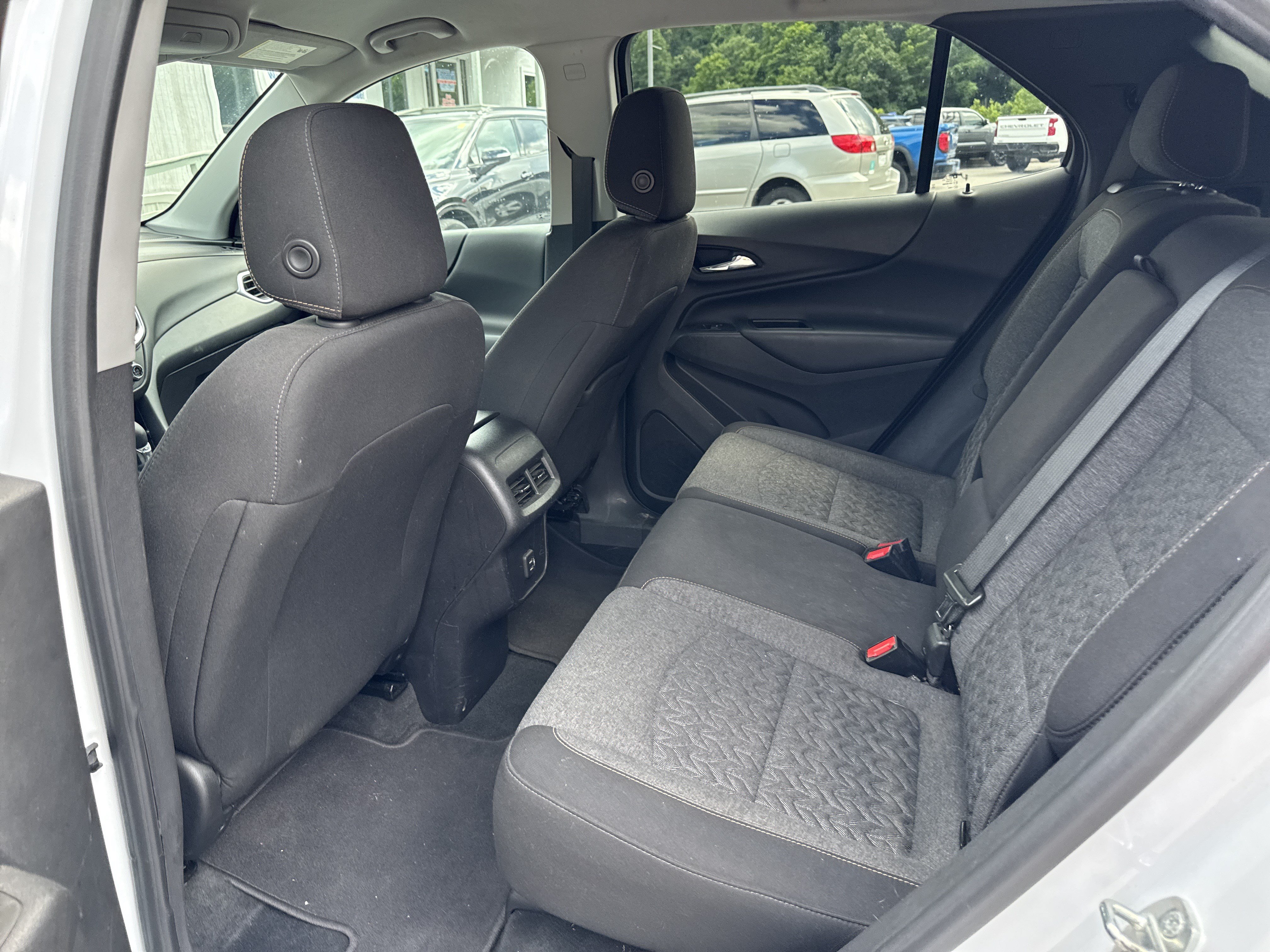 Used 2022 Chevrolet Equinox LT FWD image 18