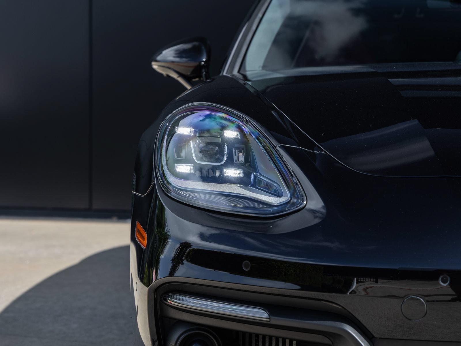 Certified 2023 Porsche Panamera 4S AWD/4WD image 19
