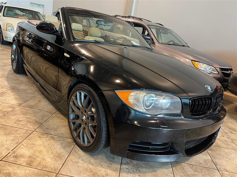 Used 2009 BMW 135i Convertible RWD image 4