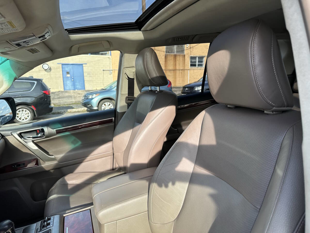 Used 2012 Lexus GX 460 image 23