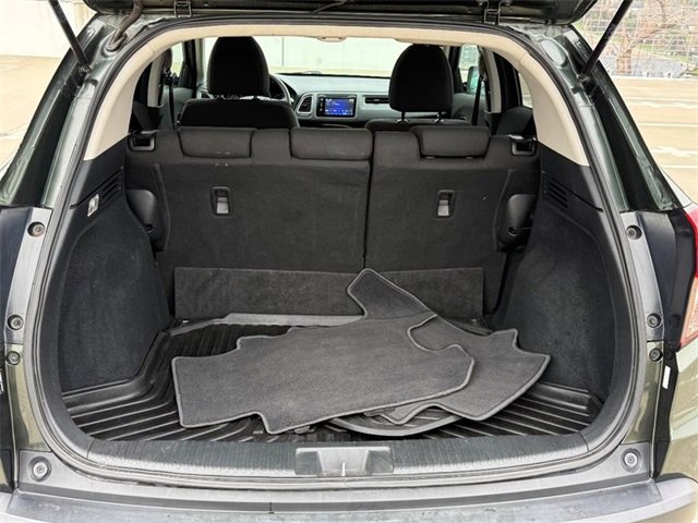 Used 2018 Honda HR-V EX image 4